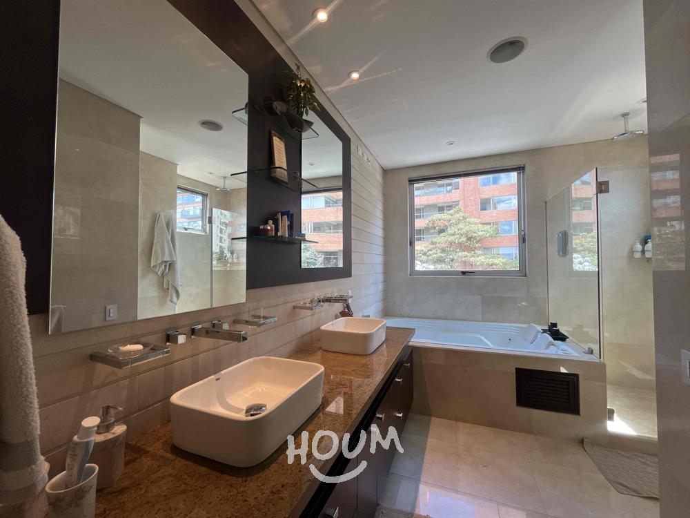 Apartamento de 3 alcobas en venta en Akie, Bogotá, 300 m² · foto 22 de 24