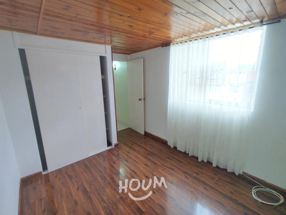 Apartamento de 2 alcobas en venta en Santa Teresa, Bogotá, 49 m² · foto 8 de 11