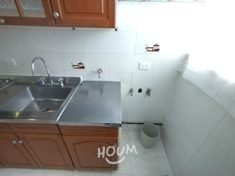 Apartamento de 2 alcobas en venta en Santa Teresa, Bogotá, 49 m² · foto 5 de 11