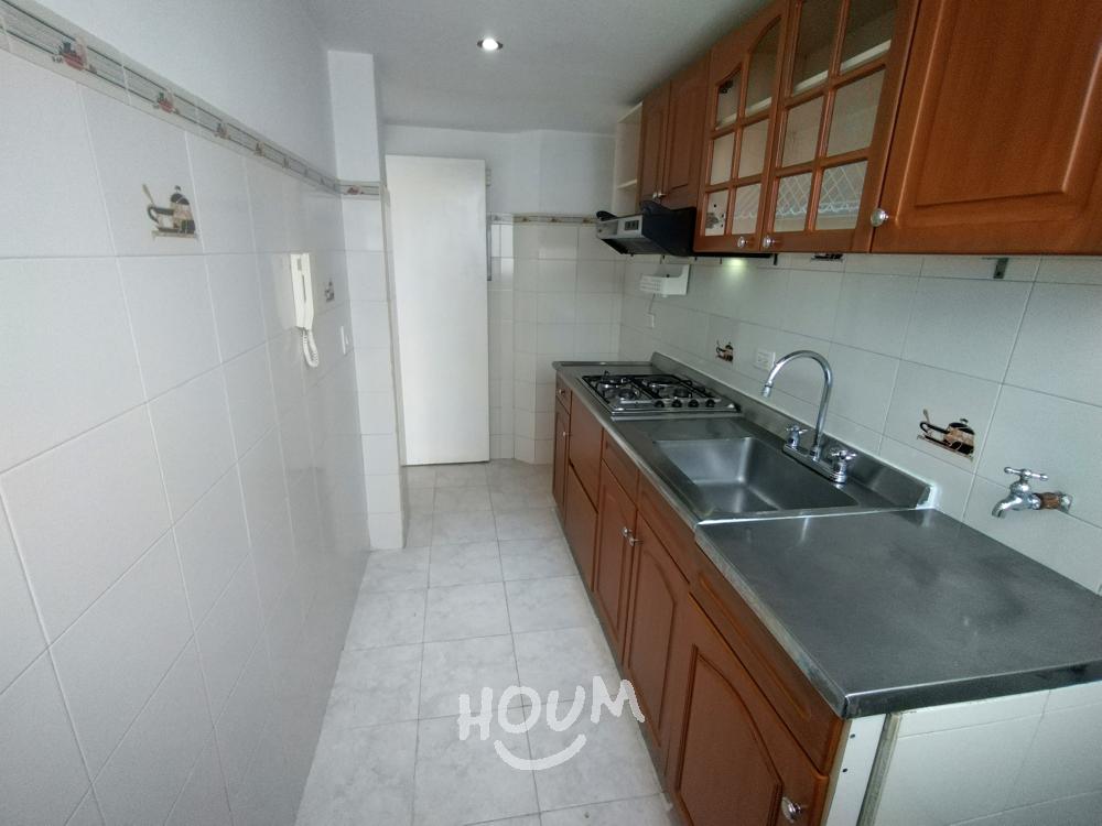 Apartamento de 2 alcobas en venta en Santa Teresa, Bogotá, 49 m² · foto 3 de 11