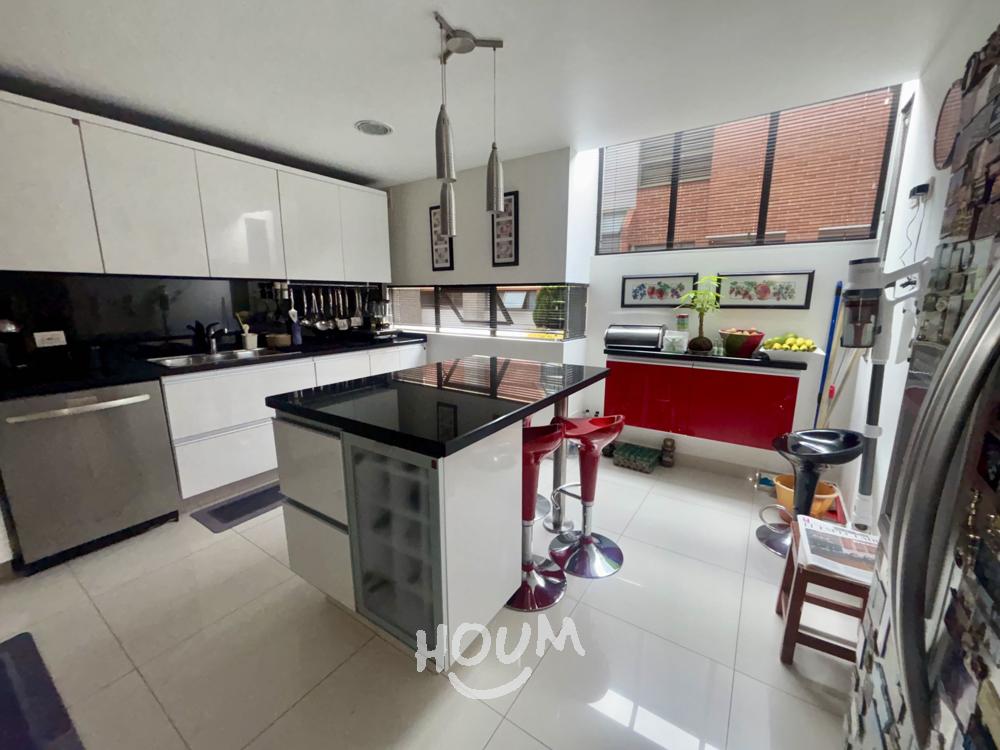 Casa de 4 alcobas en venta en Bosques De Pinos, Bogotá, 284 m² · foto 7 de 24