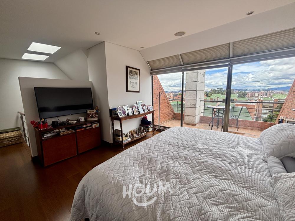 Casa de 4 alcobas en venta en Bosques De Pinos, Bogotá, 284 m² · foto 21 de 24