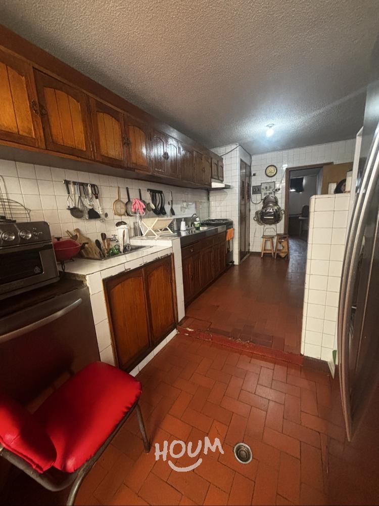 Casa de 4 alcobas en venta en Canodromo, Bogotá, 270 m² · foto 9 de 24