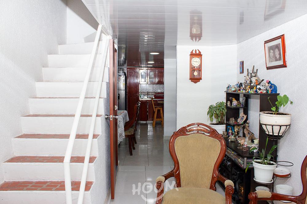 Casa en venta en El Rosal, Bogotá · foto 2 de 24