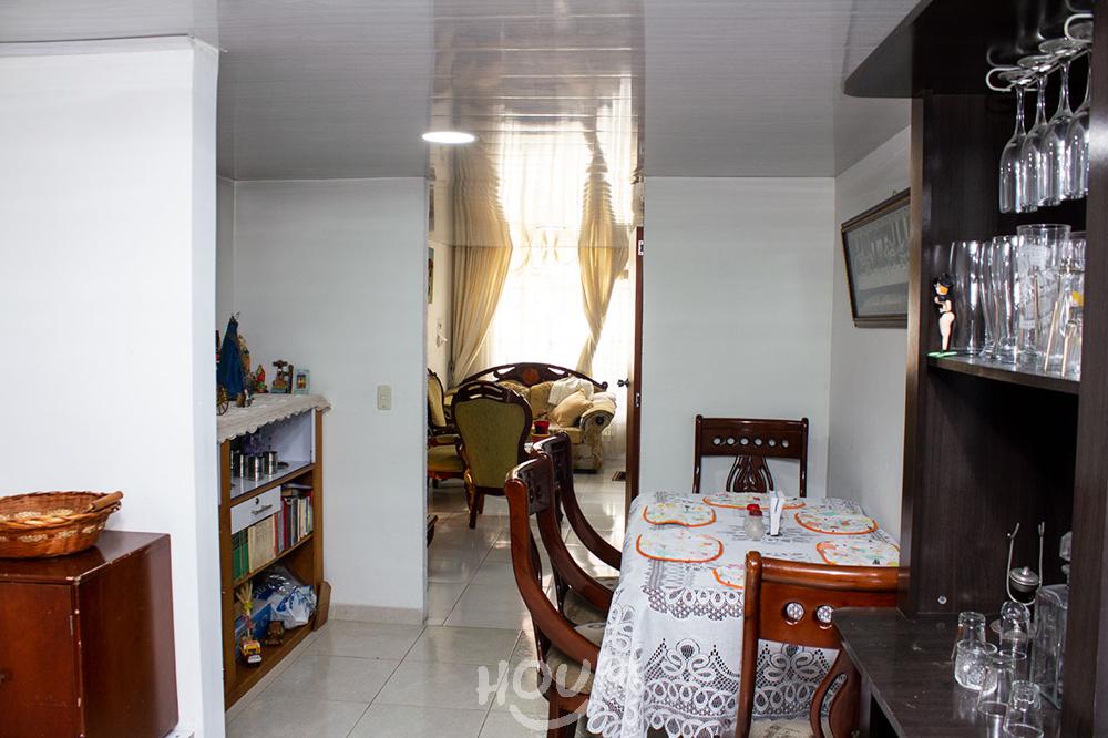 Casa en venta en El Rosal, Bogotá · foto 4 de 24