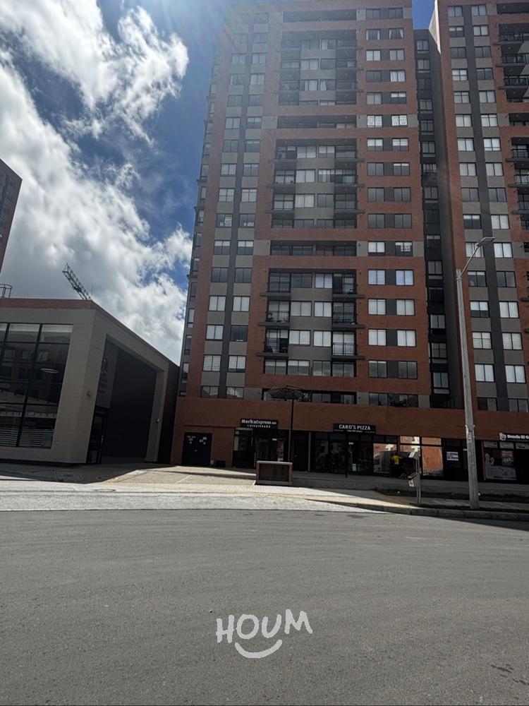 Apartamento de 3 alcobas en venta en Lagos De Torca, Bogotá, 72 m² · foto 2 de 24