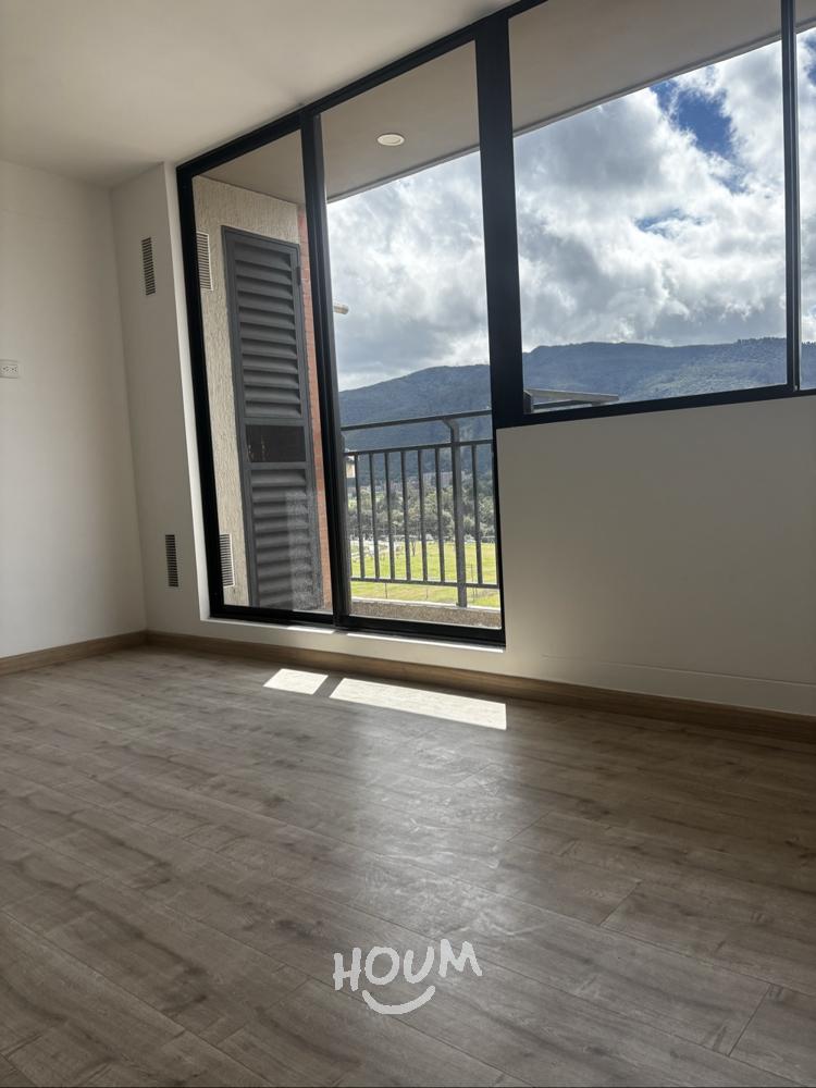 Apartamento de 3 alcobas en venta en Lagos De Torca, Bogotá, 72 m² · foto 6 de 24
