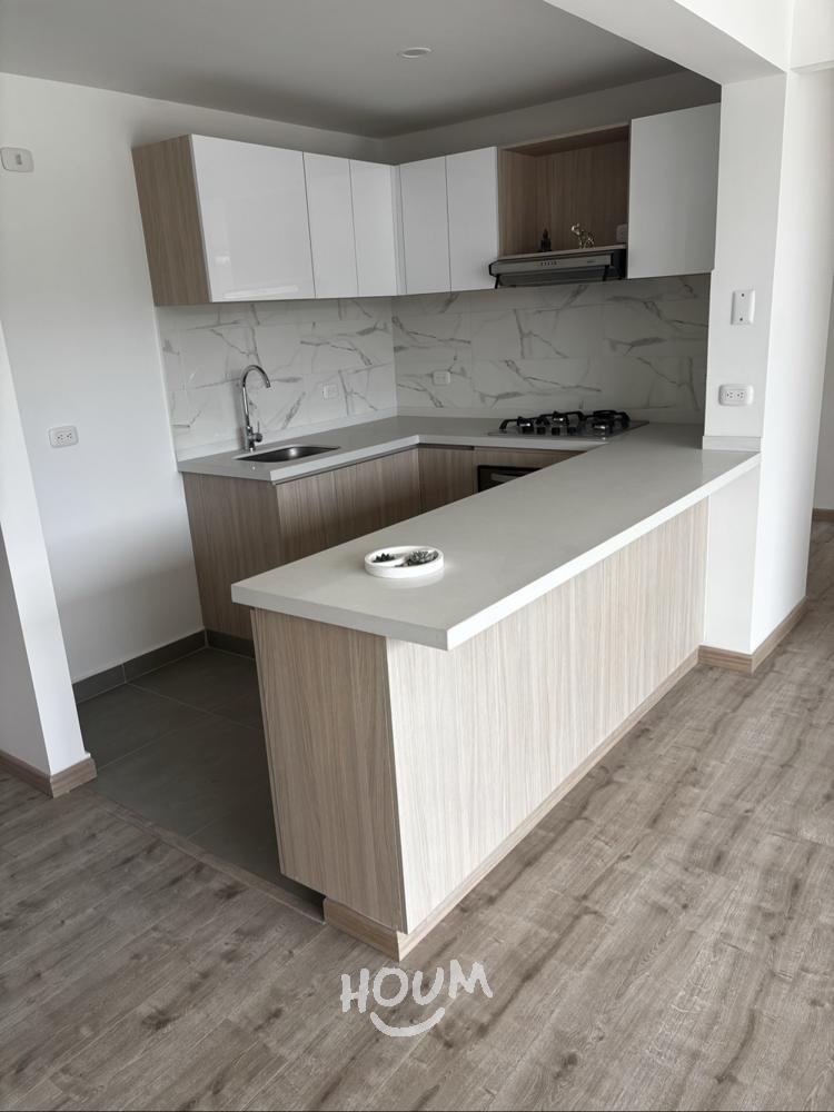Apartamento de 3 alcobas en venta en Lagos De Torca, Bogotá, 72 m² · foto 3 de 24