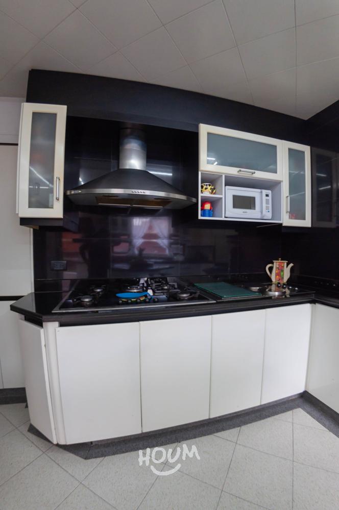 Casa de 4 alcobas en venta en San Jose De Bavaria, Bogotá, 310 m² · foto 11 de 24