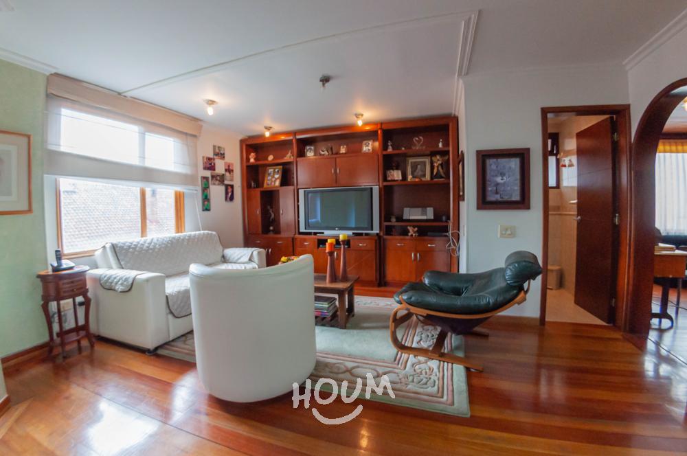 Casa de 4 alcobas en venta en San Jose De Bavaria, Bogotá, 310 m² · foto 18 de 24