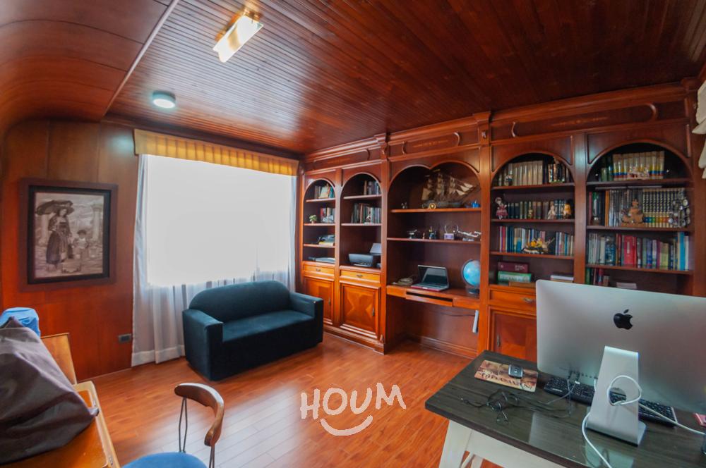 Casa de 4 alcobas en venta en San Jose De Bavaria, Bogotá, 310 m² · foto 19 de 24
