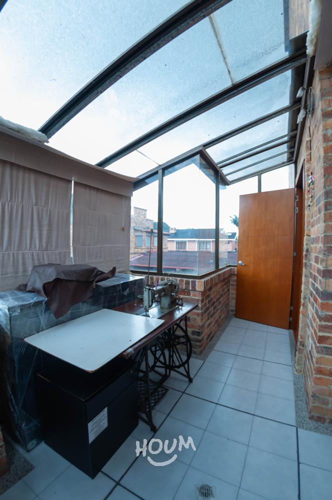 Casa de 4 alcobas en venta en San Jose De Bavaria, Bogotá, 310 m² · foto 21 de 24