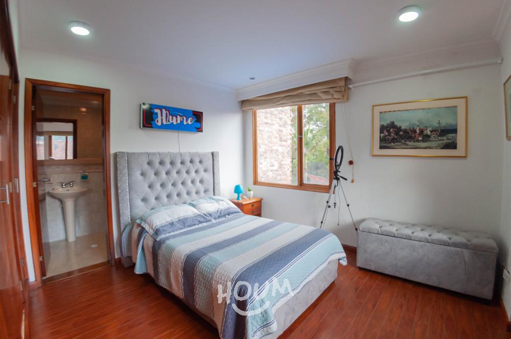 Casa de 4 alcobas en venta en San Jose De Bavaria, Bogotá, 310 m² · foto 23 de 24