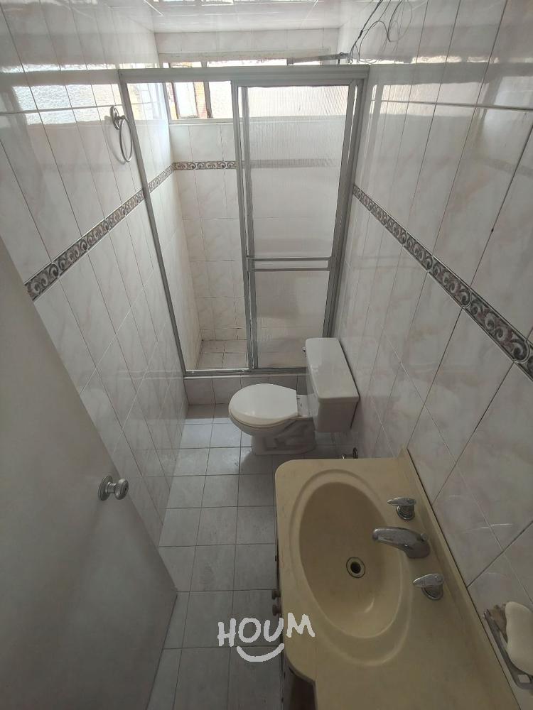 Casa en venta en Villas De Granada, Bogotá · foto 13 de 23