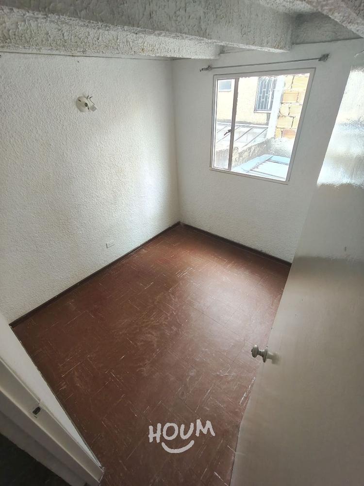 Casa en venta en Villas De Granada, Bogotá · foto 11 de 23
