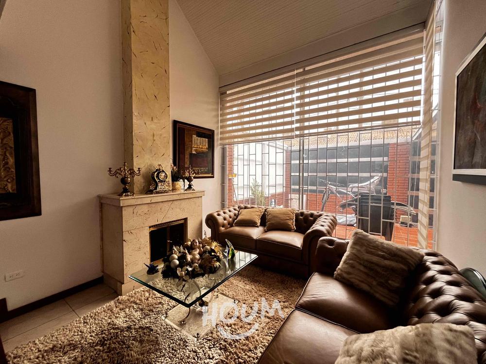 Casa en venta en La Floresta, Bogotá · foto 3 de 24