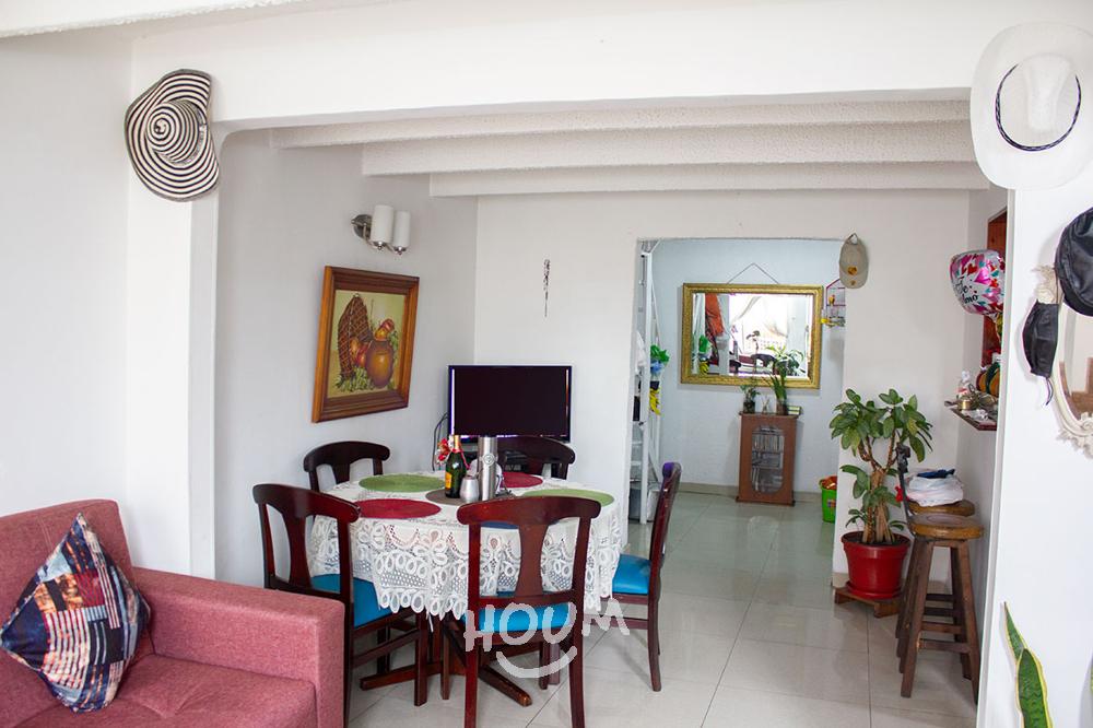 Casa en venta en La Clarita, Bogotá · foto 2 de 24