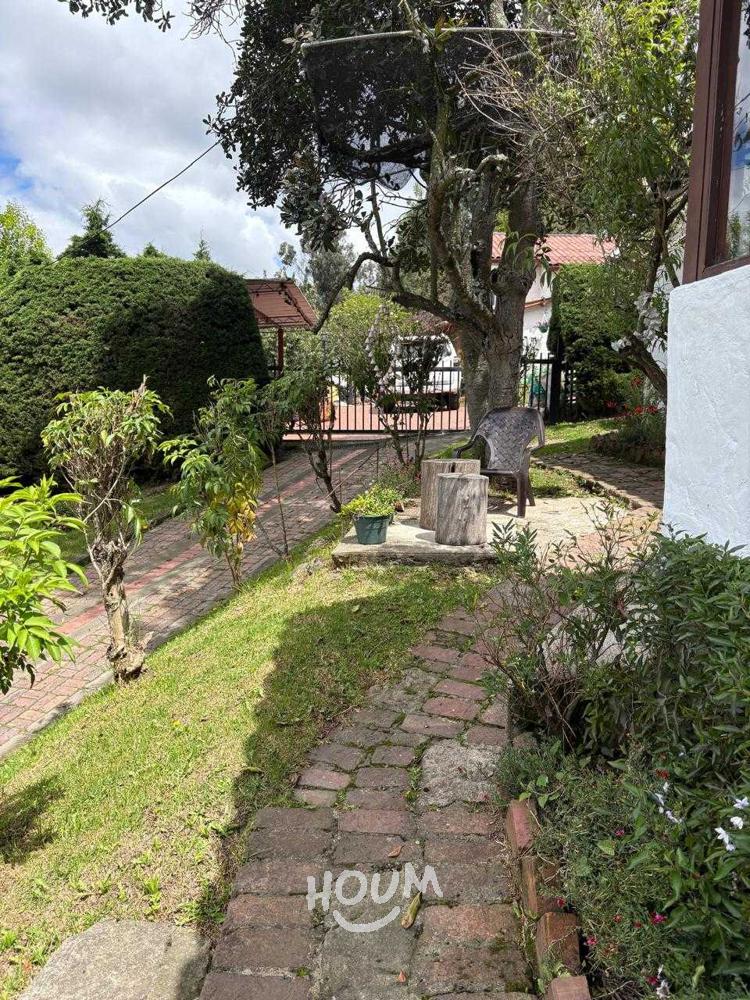 Casa de 4 alcobas en venta en El Salitre, Bogotá, 220 m² · foto 13 de 24