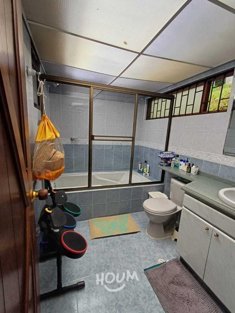 Casa de 4 alcobas en venta en El Salitre, Bogotá, 220 m² · foto 19 de 24