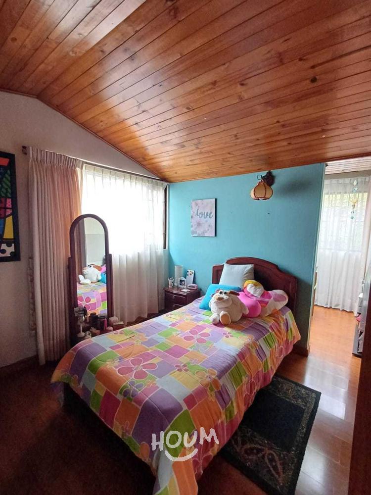 Casa de 4 alcobas en venta en El Salitre, Bogotá, 220 m² · foto 15 de 24