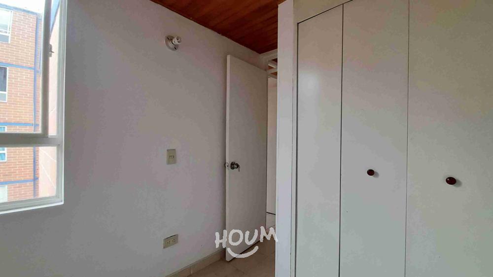 Apartamento de 3 alcobas en venta en Chaparral, Verbenal, Bogotá, 58 m² · foto 8 de 17