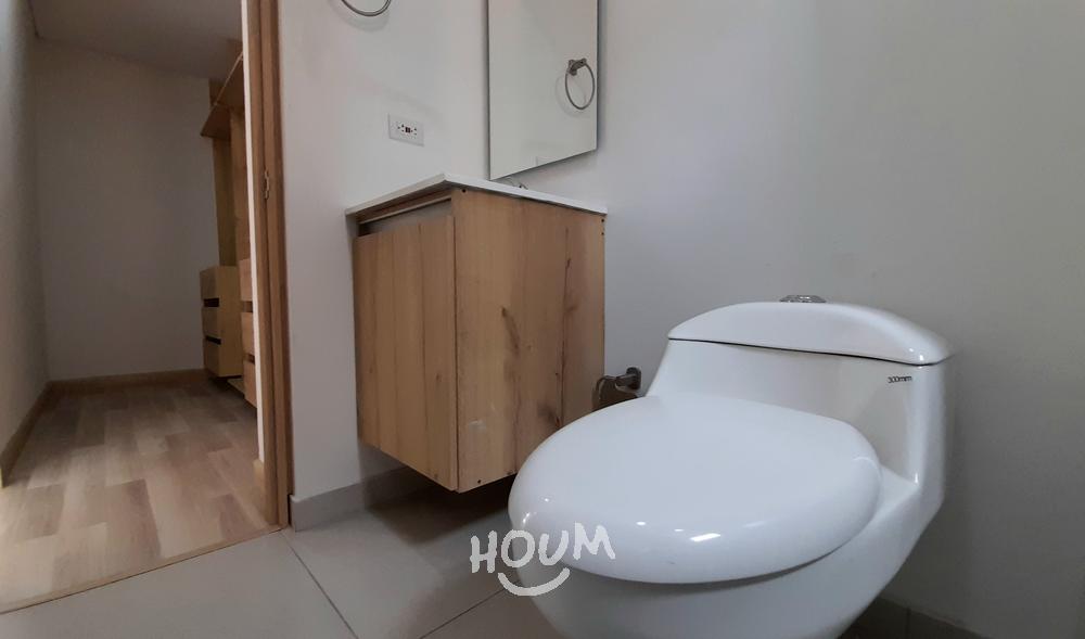 Apartamento de 1 alcoba en venta en Santa Barbara Central, Bogotá, 48 m² · foto 4 de 20