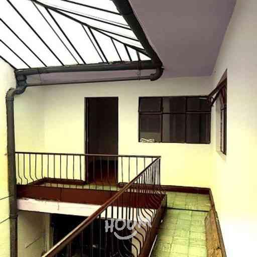Casa de 7 alcobas en venta en Santo Domingo, Las Ferias, Bogotá, 286 m² · foto 5 de 9