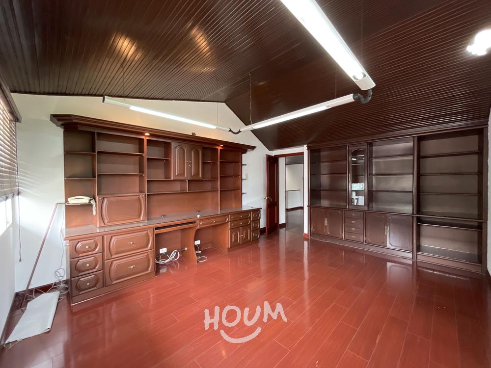 Casa de 6 alcobas en venta en Pasadena, Bogotá, 274 m² · foto 17 de 24