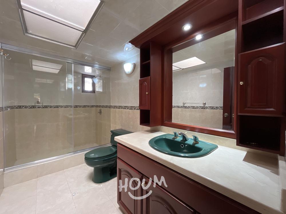 Casa de 6 alcobas en venta en Pasadena, Bogotá, 274 m² · foto 20 de 24