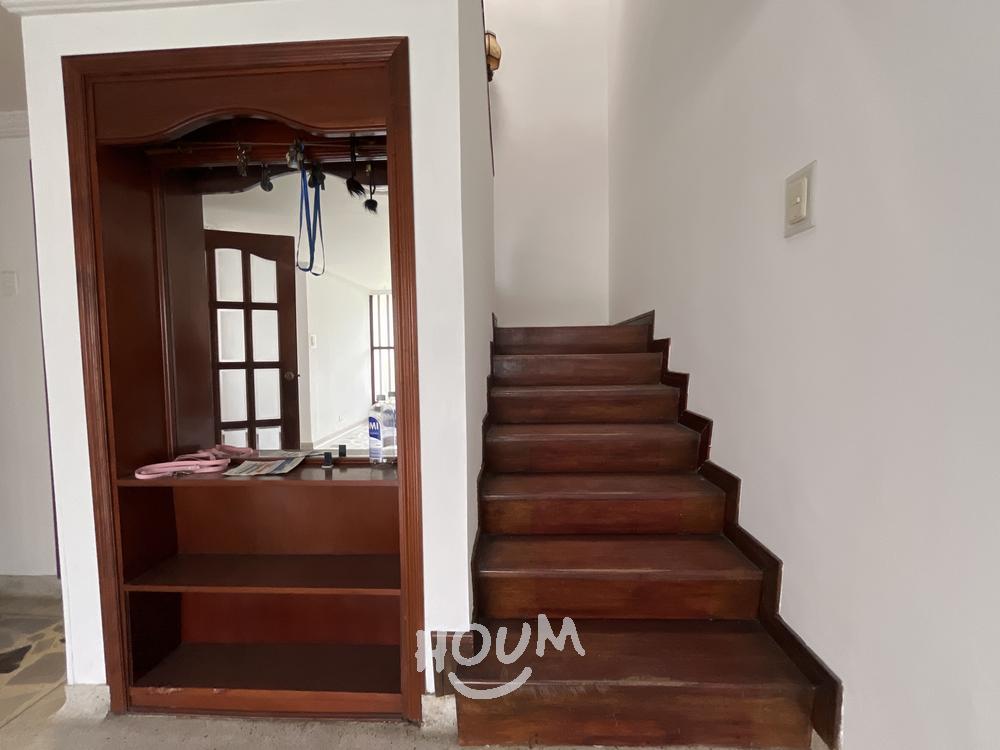 Casa de 6 alcobas en venta en Pasadena, Bogotá, 274 m² · foto 14 de 24