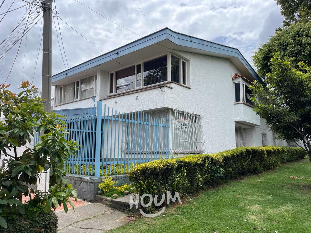 Casa de 6 alcobas en venta en Pasadena, Bogotá, 274 m² · foto 2 de 24
