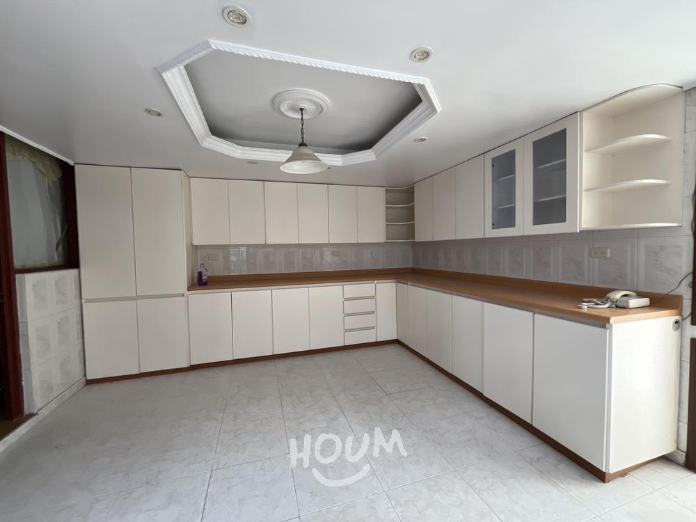 Casa de 6 alcobas en venta en Pasadena, Bogotá, 274 m² · foto 19 de 24