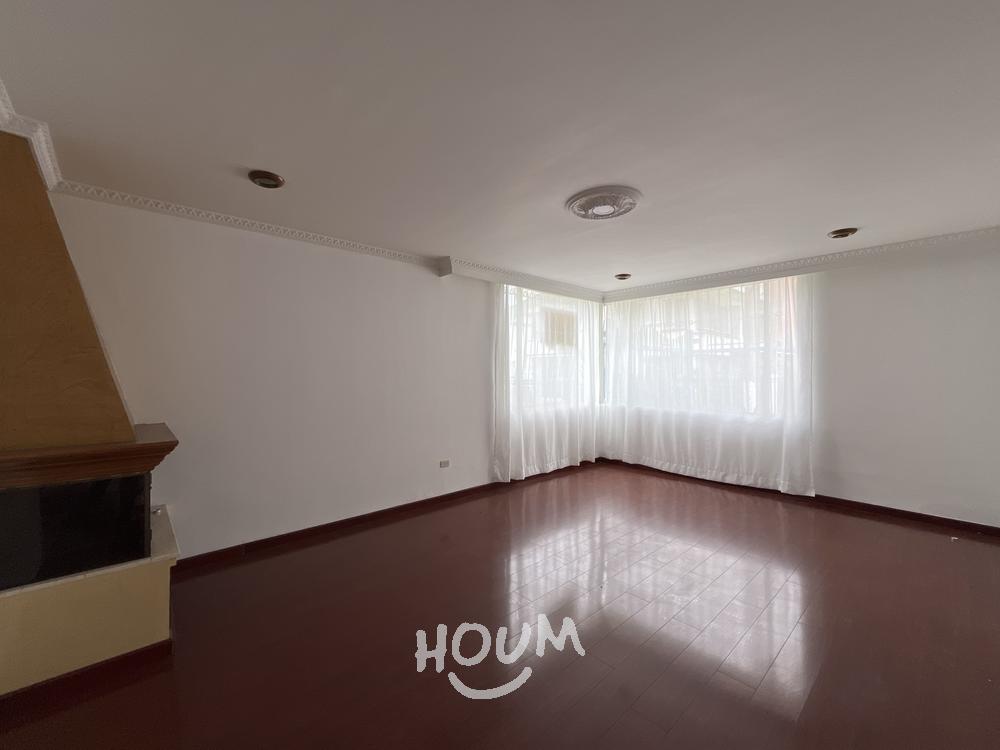 Casa de 6 alcobas en venta en Pasadena, Bogotá, 274 m² · foto 13 de 24