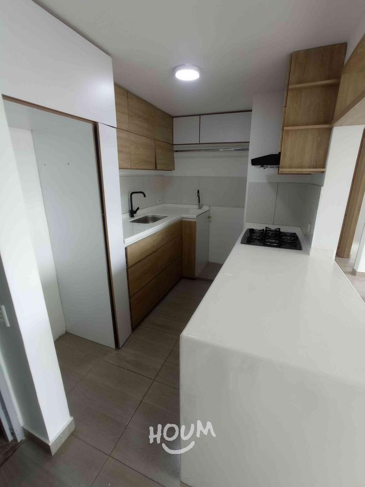 Apartamento de 3 alcobas en venta en Granjas Ei Dorado, Bogotá, 47 m² · foto 4 de 24