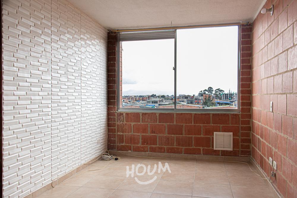 Apartamento de 3 alcobas en venta en El Japon, Bogotá, 48 m² · foto 2 de 11
