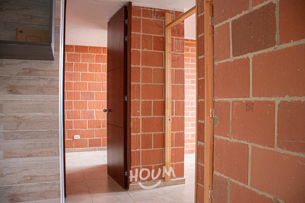 Apartamento de 3 alcobas en venta en El Japon, Bogotá, 48 m² · foto 9 de 11