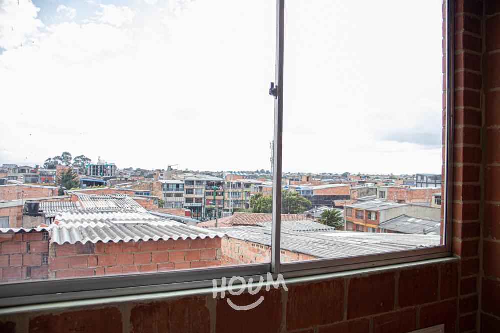 Apartamento de 3 alcobas en venta en El Japon, Bogotá, 48 m² · foto 10 de 11