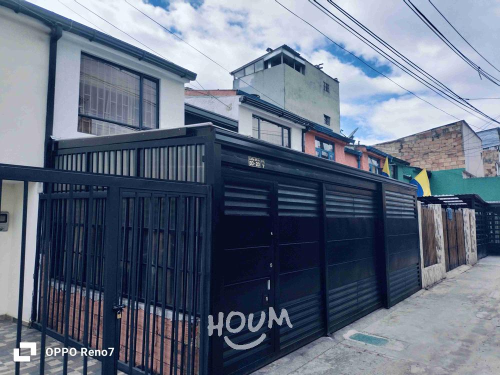 Casa de 4 alcobas en venta en Villa Luz, Santa Cecilia, Bogotá, 126 m² · foto 3 de 24