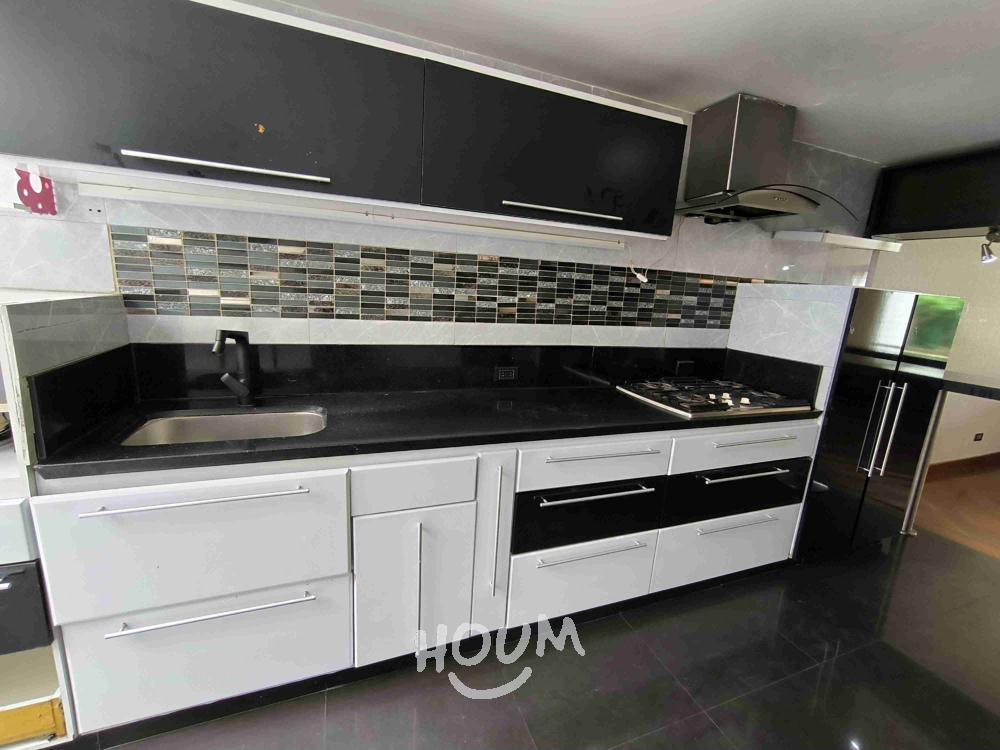 Casa de 4 alcobas en venta en Molinos Norte, Bogotá, 200 m² · foto 4 de 24