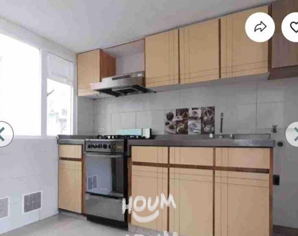 Casa de 7 alcobas en venta en Capri, Bogotá, 450 m² · foto 4 de 17