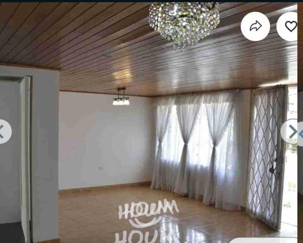 Casa de 7 alcobas en venta en Capri, Bogotá, 450 m² · foto 10 de 17