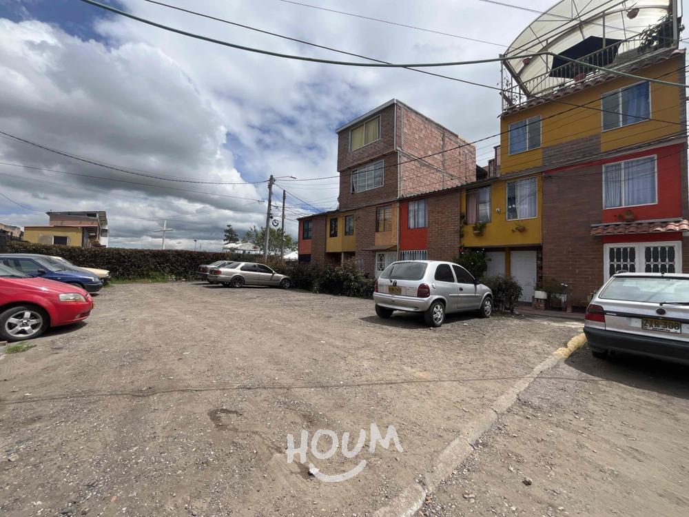 Casa en venta en Bilbao, Bogotá · foto 4 de 23