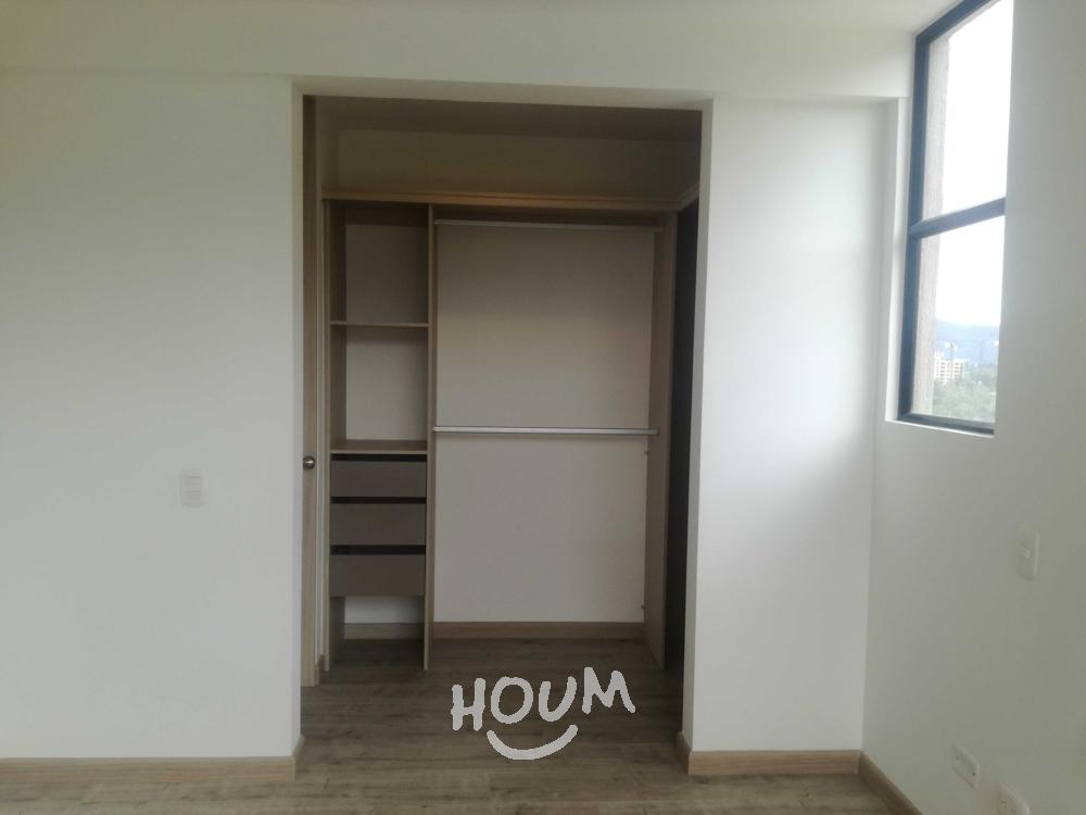 Apartamento de 3 alcobas en venta en Ciudad Salitre Sur-Oriental, Ciudad Salitre Oriental, Bogotá, 71 m² · foto 4 de 24