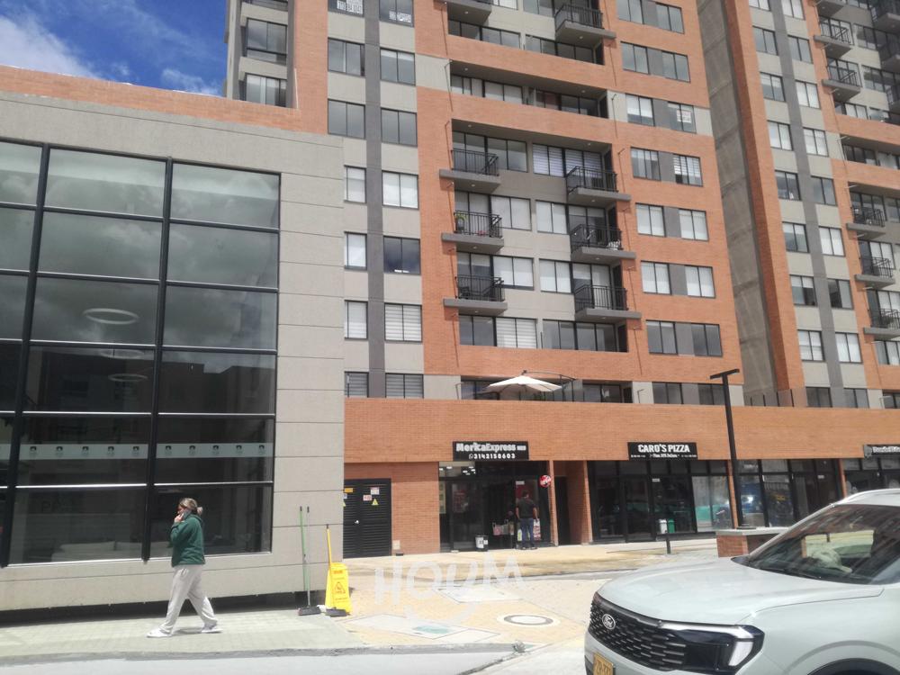 Apartamento de 3 alcobas en venta en Ciudad Salitre Sur-Oriental, Ciudad Salitre Oriental, Bogotá, 71 m² · foto 2 de 24
