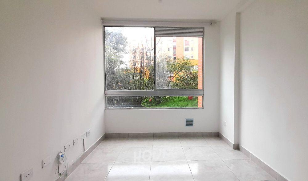 Apartamento en venta en Pinar De Suba, Bogotá · foto 2 de 13