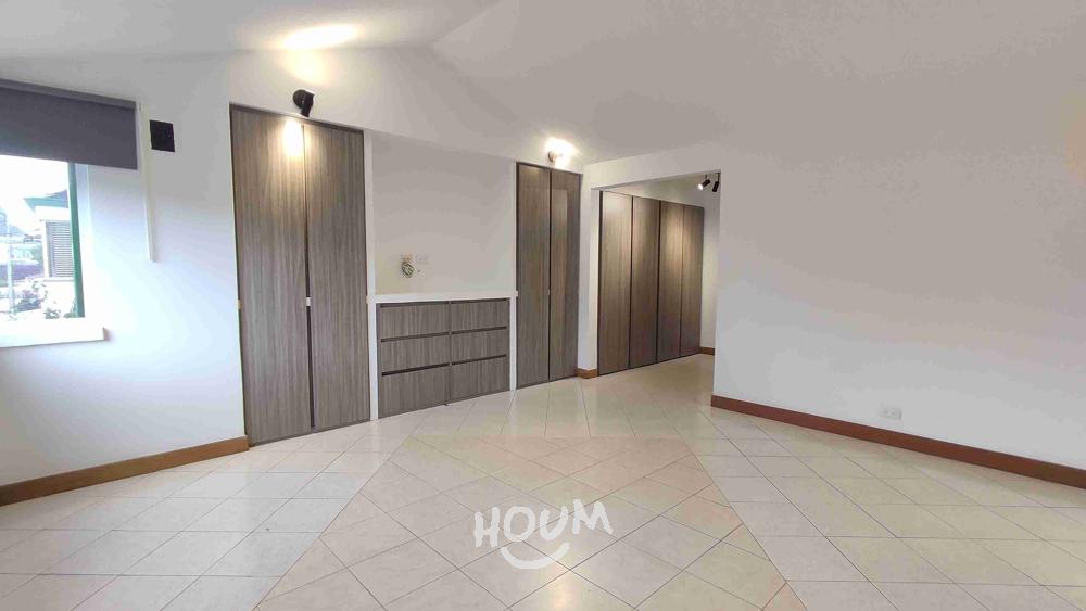 Casa de 4 alcobas en venta en Las Villas, Bogotá, 300 m² · foto 15 de 24