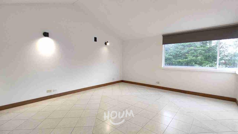Casa de 4 alcobas en venta en Las Villas, Bogotá, 300 m² · foto 16 de 24