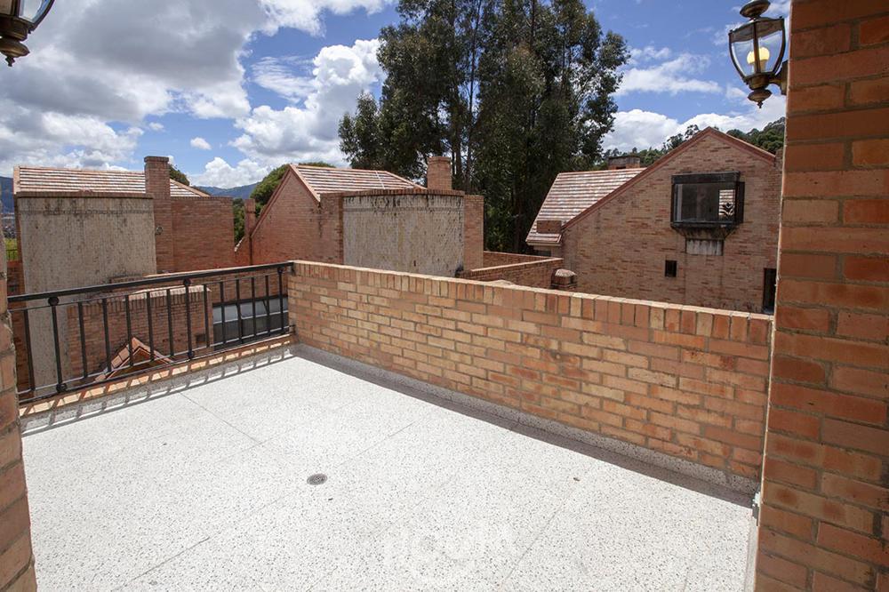 Casa de 4 alcobas en venta en Casa Blanca I, Casablanca Suba, Bogotá, 300 m² · foto 6 de 24