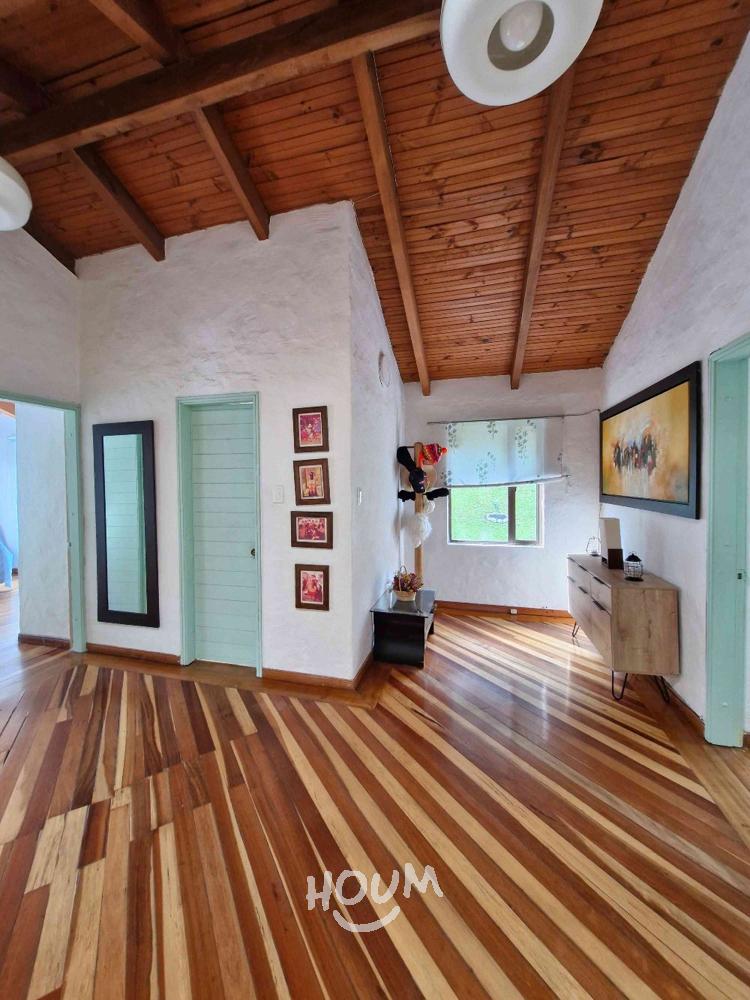 Casa de 5 alcobas en venta en Chapinero Alto, Bogotá, 430 m² · foto 19 de 24