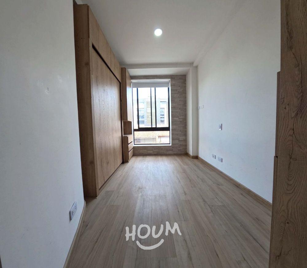 Apartamento de 1 alcoba en venta en Santa Barbara Occidental, Bogotá, 18 m² · foto 3 de 16